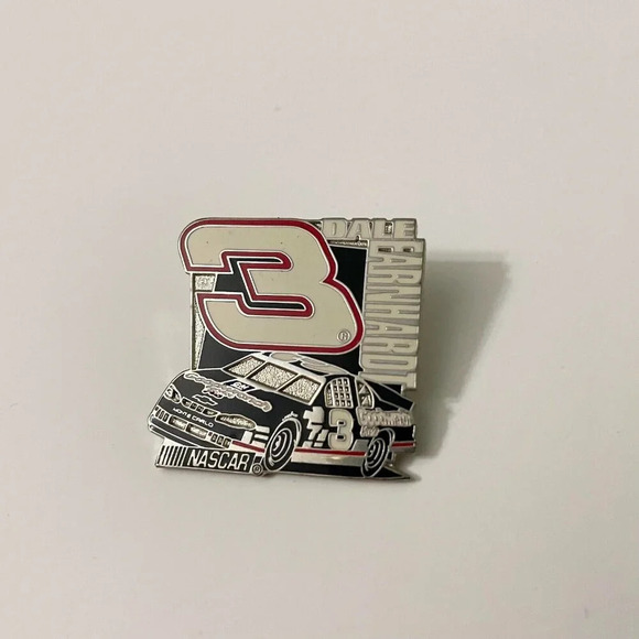 2001 Nascar Hat Pin Dale Earnhardt 3 Goodwrench Nascar WinCraft Pinback - Picture 2 of 8